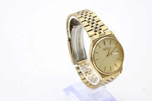 T Vintage Gents Seiko 7N43-8101 Day/Date Gold Tone Working Wristwatch