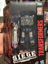 Hasbro Transformers Voyager Class WFC-S25 Soundwave Siege War for Cybertron 2019