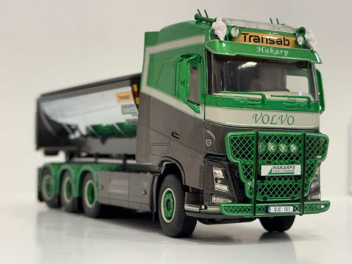 WSI MODELS 1/50 VOLVO FH4 GLOB.8×4 WSI MODELS 1/50 VOLVO FH4 GLOB.8×4