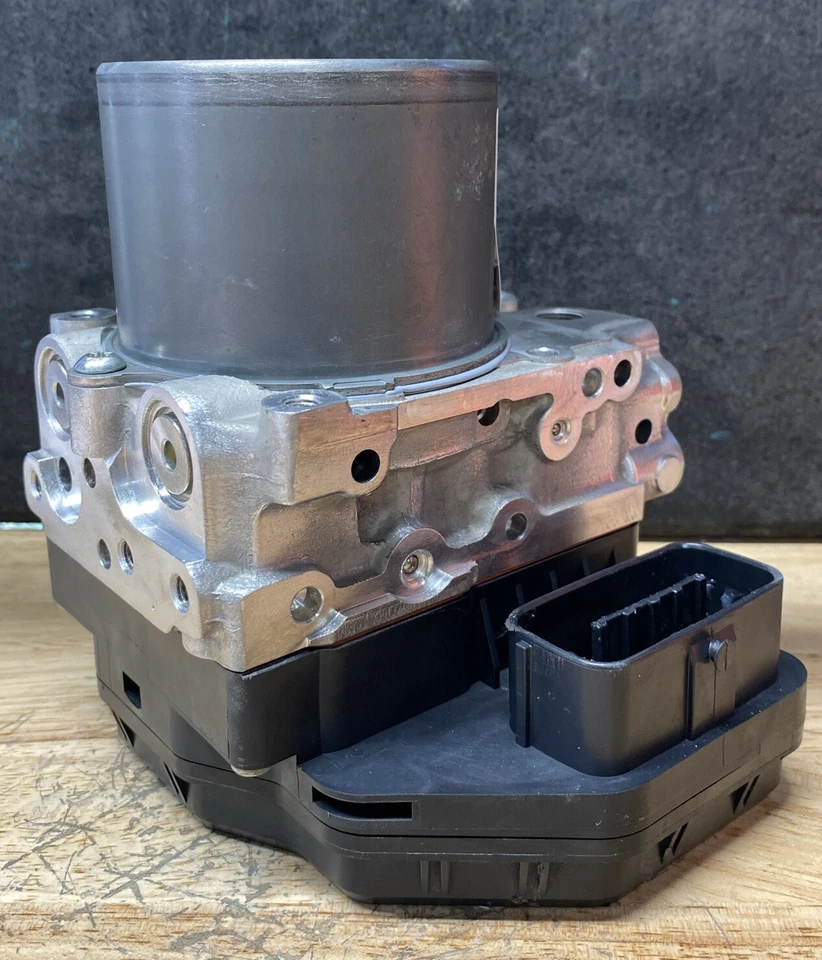 Módulo de bomba de freno ABS reacondicionado Infiniti QX60 2016 3,5 | 47660 9NF0A Foto 4 de 4