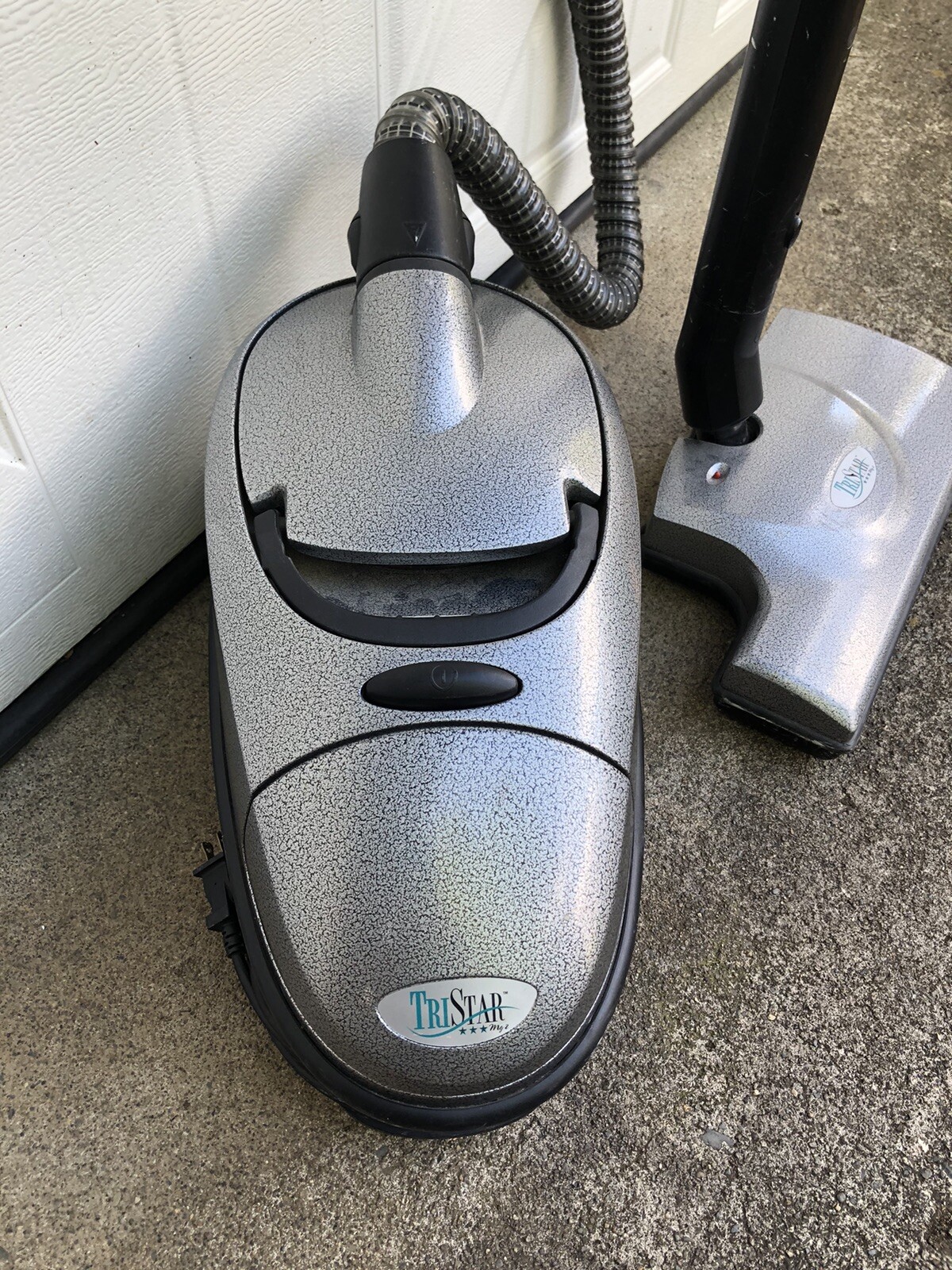 TriStar Canister Vacuum Cleaner MG2 A101N with Power Head & Hose Works