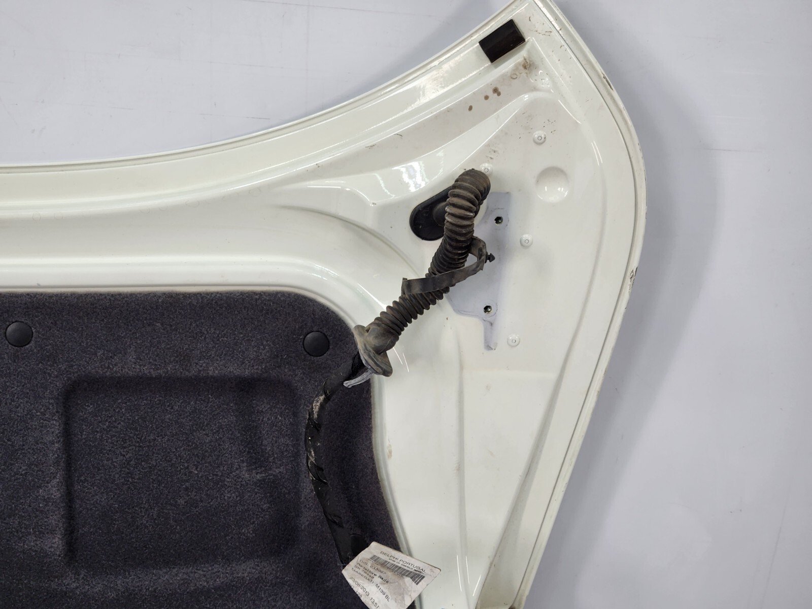 ✅ 08-19 OEM Maserati GT M145 Coupe Rear Trunk Lid Panel Deck Shell White *NOTE