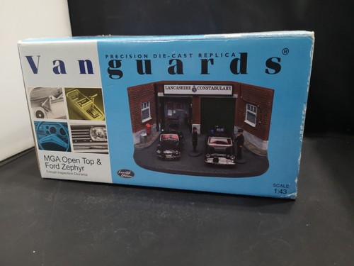 P417-VANGUARDS 1:43 MGA OPEN TOP AND FORD ZEPHYR.LANCASHIRE CONSTABULARY IN BOX - Picture 13 of 15