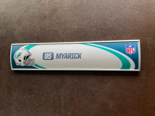 Miami Dolphins Umkleidekabine Namensschild Chris Myarick #85