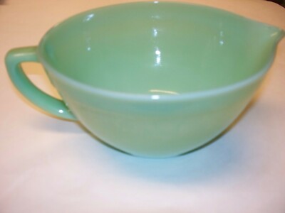 Vintage Fire King Jadeite Green Mixing Batter Bowl With Spout and