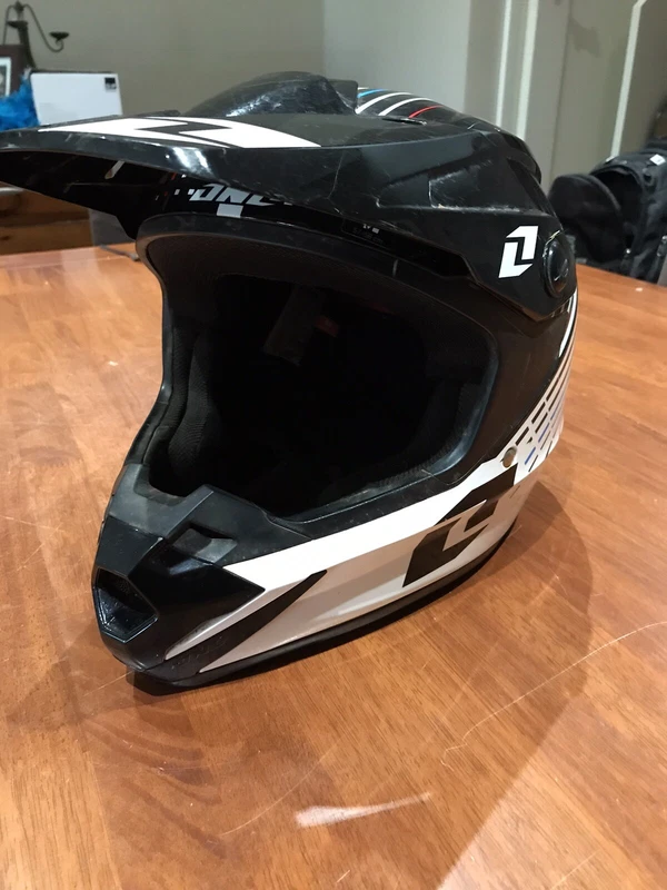 dirt bike helmets gumtree