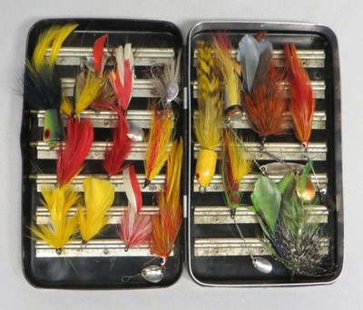 Vintage Lot Fresh Water Hand Tied Fishing Lures in Metal Case