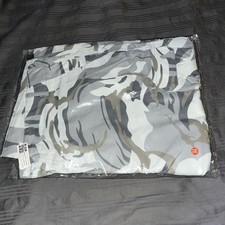 NIP MENS CAMO CARGO SHORTS 100 POLYESTER SIZE: 36