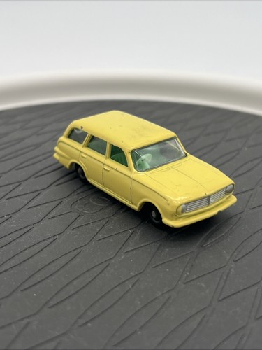 1960s Matchbox Lesney Models Vauxhall Victor Estate Model Toy Car #38 Green Int - Picture 6 of 12