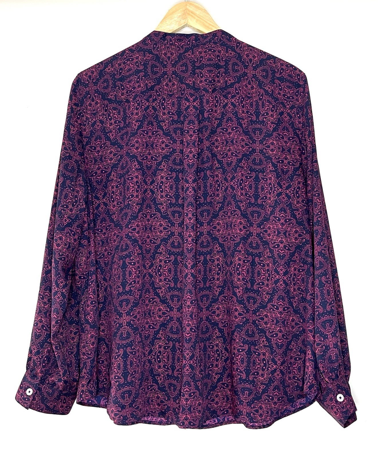 Chico’s 3 / XL Balloon Sleeve Tie Bow Blouse Paisley Print Button Navy/Red