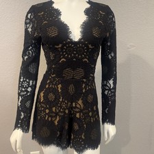 Alexis -Ramzes Long sleeved scalloped dress romper XS