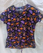 Serene Uniforms Scrub Top Halloween, BOO Size M Purple Pumpkins
