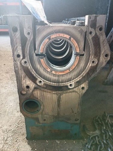 1830279C1 International DT466 Engine Block, BARE 10415270