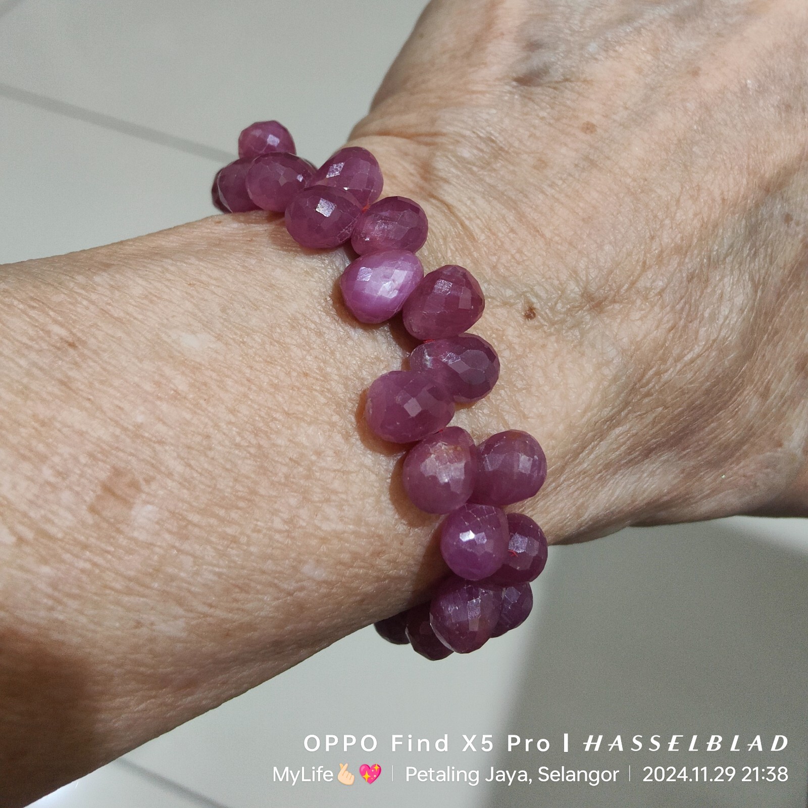 Stretchable Ruby Gemstone Bead Bracelet - image 12
