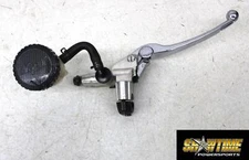 01-02 SUZUKI GSXR1000 FRONT BRAKE MASTER CYLINDER w/ LEVER