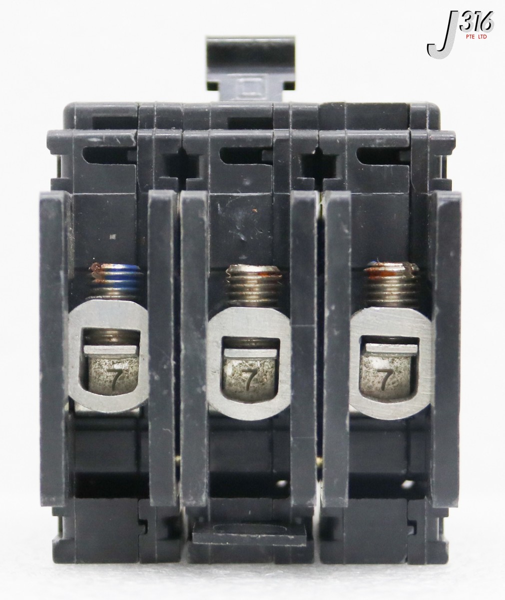 36481 SCHNEIDER ELECTRIC 3-POLE CIRCUIT BREAKER, 60A, 10kA, SQUARE