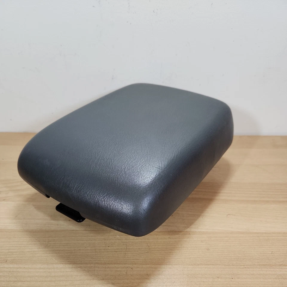 Nissan Frontier 1998-2001 consola central tapa reposabrazos gris OEM 96920-7Z001 Foto 3 de 4
