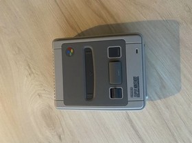 SNES - Nintendo Classic Mini: Super NES (Electronic Games)