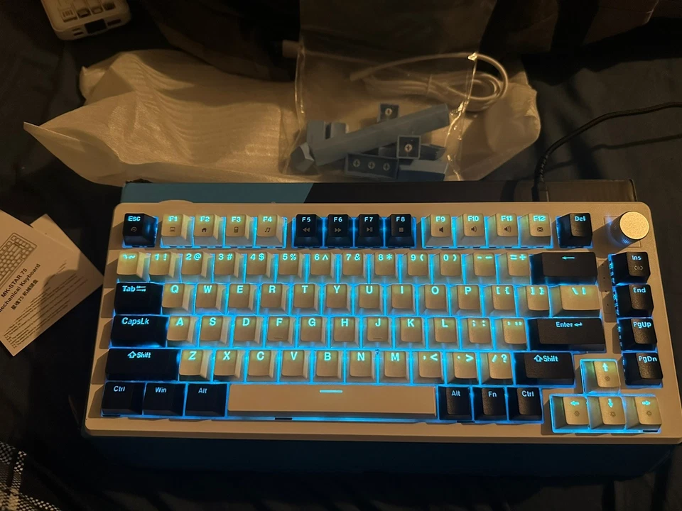 Magee Star 75% Mechanical Keyboard - Image 4 of 4