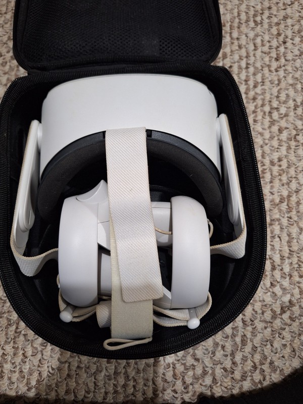 Meta Quest 2 Standalone VR Headset w/ Controllers & Zipper Carrying Case, White