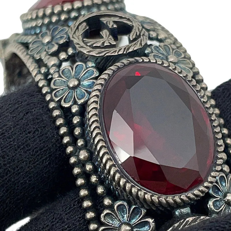 Gucci Bracelet Interlocking Flower Bangle 17 Ston… - image 8