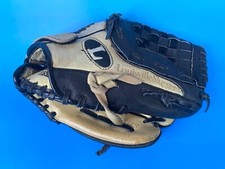 Louisville Slugger "Slugger Series" LS1053P Youth Baseball Glove