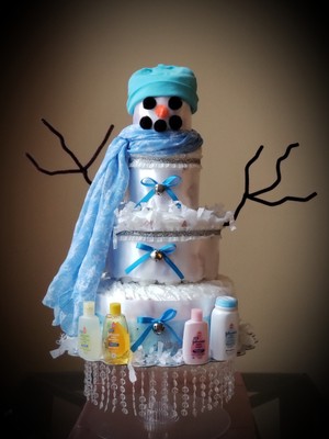 snowman diaper cake