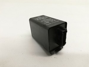 Mercedes W168 - Sitzmontageerkennung Relais Steuergerät  1688200526 (01)