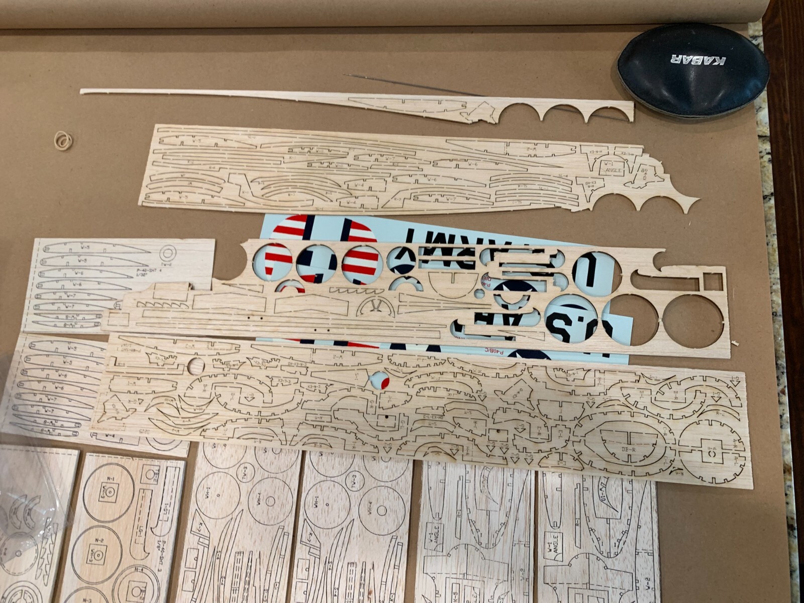 Diels Engineering P40 rubberpowered balsa model airplane kit 42 18.