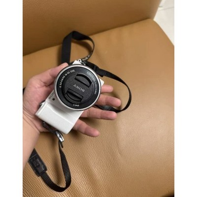 Sony A5000 Mirrorless Digital Camera ILCE-5000 Tested W/16-50mm