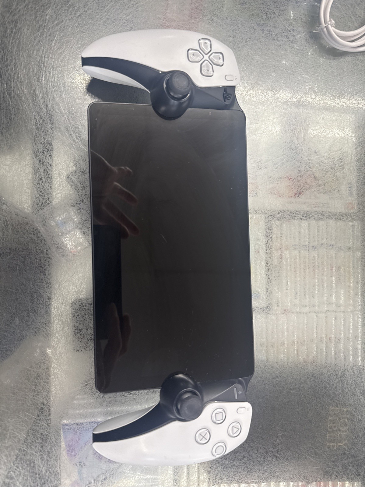 Sony PlayStation 5 (PS5) CFI-Y1001 PlayStation Portal - Cracked Screen