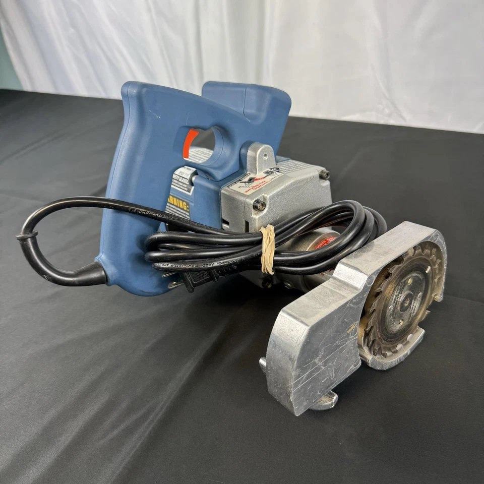 Crain Toe-Kick Saw No. 775 w/ Case (Used) - Image 2 of 4