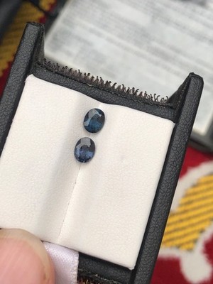 1 ct pair of cobalt spinel losses gems stone from Tanzania