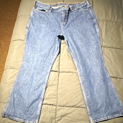 Duluth Trading Co. Mid-Rise Bootcut Jeans Blue Light Wash Stretch Pockets 20