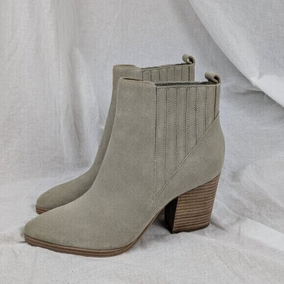 Marc Fisher Alva Pointy Toe Bootie Size Women