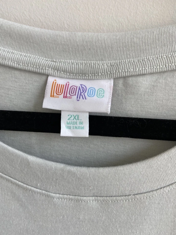 LulaRoe light green sleeveless crew neck long top women's size 2XL - Image 4 of 4