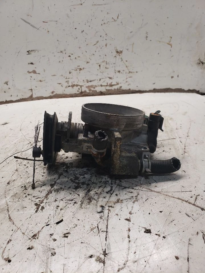 Throttle Body Throttle Valve Assembly 3.4L Fits 00-05 GRAND AM 1355415 - Image 2 of 4