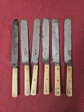 lot of 6 Stainless Steel Meriden Cutlery Co Knife's....1 HAS WARE...USED