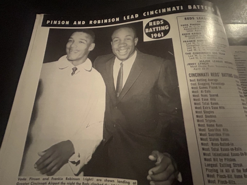 Anuario oficial 1962 Cincinnati Reds Reds Pete Rose primer año Frank Robinson Foto 3 de 4