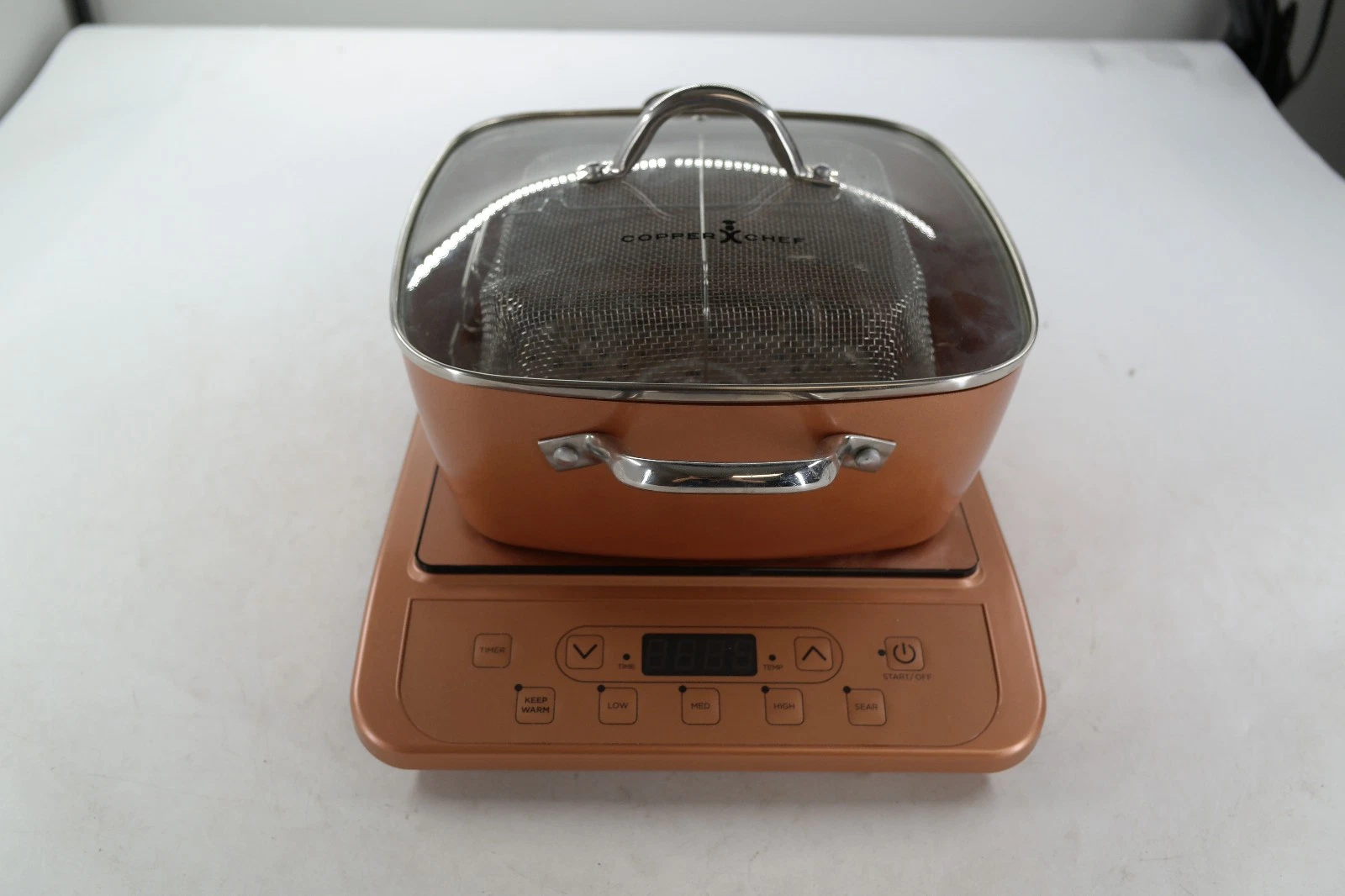 Copper Chef Induction Cooktop Hot Plate 1300 Watts KC16067-00300 TESTED 5 Piece
Opens in a new windo