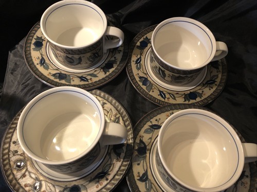 MIKASA Intaglio ARABELLA Coffee Tea Cups & Saucers Set CAC01 Set Lot of 4 - Picture 3 of 5