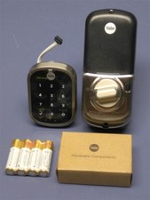 Yale Assure Lock SATIN NICKEL with Touchscreen Screen YRD652 PARTS OR REPAIR