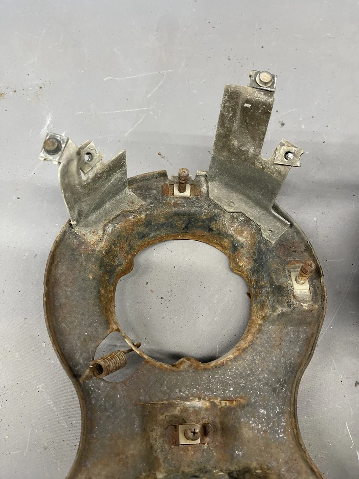 Ford Galaxie 1967 soporte montaje faros soportes montaje canastilla OEM OE Foto 3 de 4