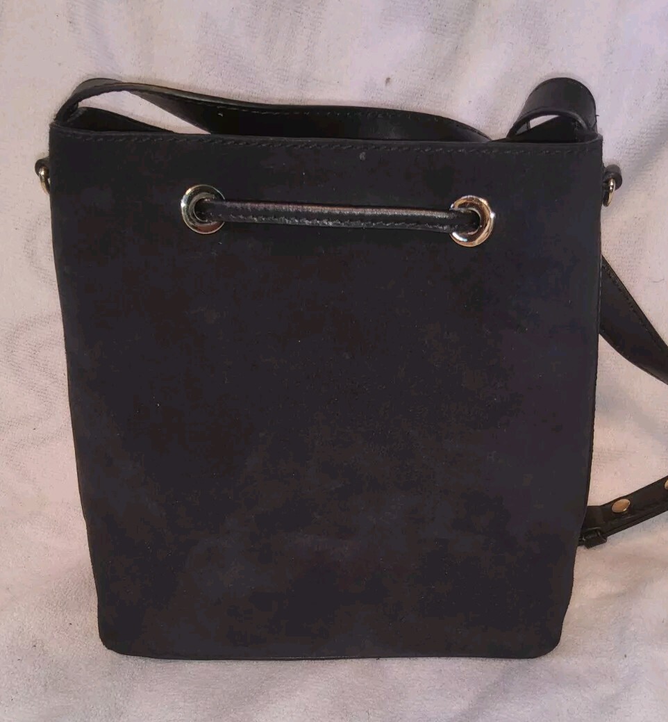 Michael Kors Cary Small Grommeted Suede Bucket Bag Black  display picture 2