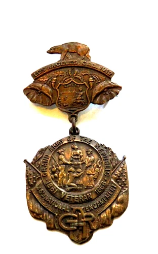 G.A.R. 46th NATIONAL ENCAMPMENT 1912 OFFICIAL SOUVENIR BADGE LOS ANGELES CA.