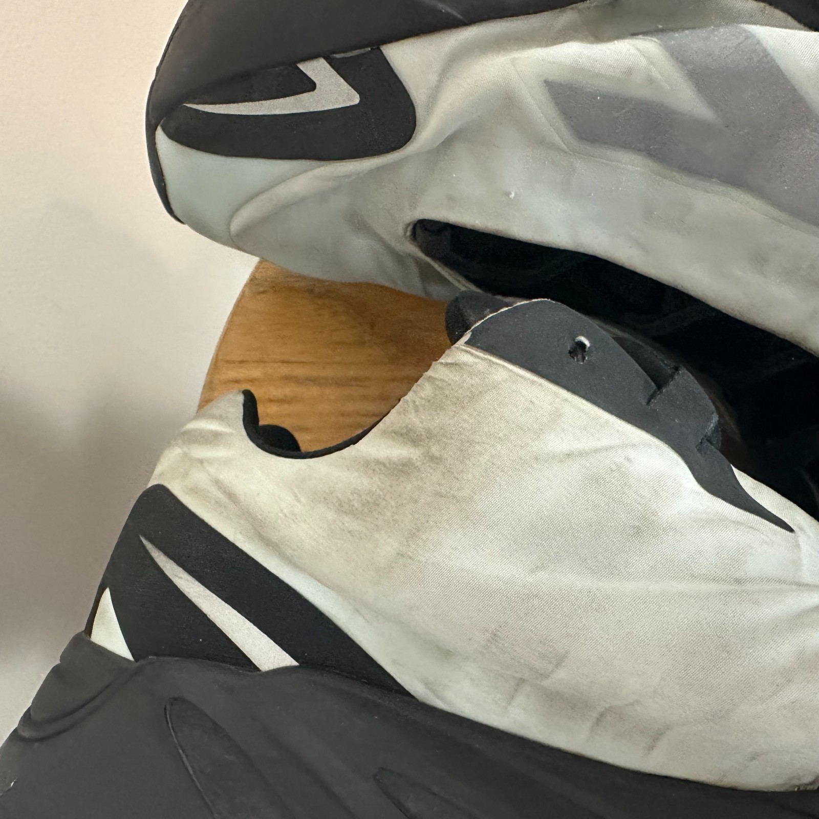 Adidas Yeezy Boost 700 MNVN GZ0711 Men 12 Casual Shoes Silver Nylon Sneaker Read thumbnail 14