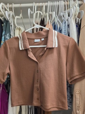New Aritzia Sun-Deh Button Up Crop Polo Shirt Women's M Brown Preppy Collared