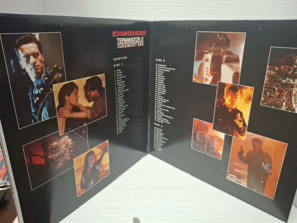Terminator 2 (1991 LASERDISC)SIGNED BY JENETTE GOLDSTEIN, John's Foster Mom,gr - Image 4 of 4