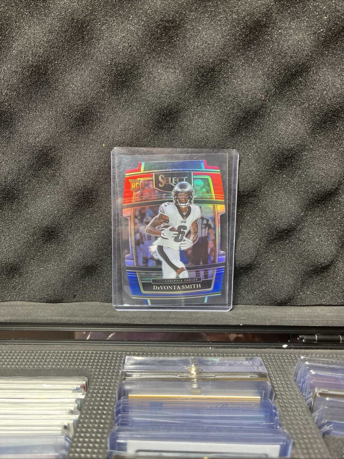 2021 Panini Select - Concourse Devonta Smith #49 Red & Blue Prizm Die-Cut (RC)