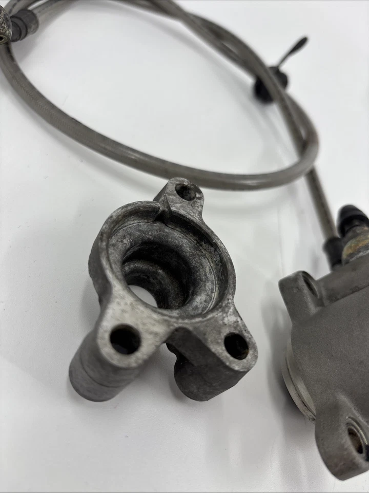 Manguera de embrague y cilindro esclavo Aprilia RSV Gen 2 2003-04 en muy buena condición #D4 Foto 2 de 4